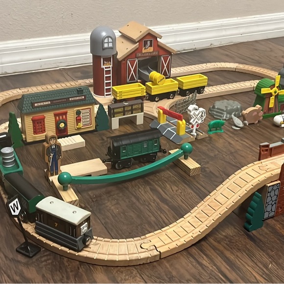 Very Rare - Thomas & Friends Farm Wooden Train set - Picture 4 of 6